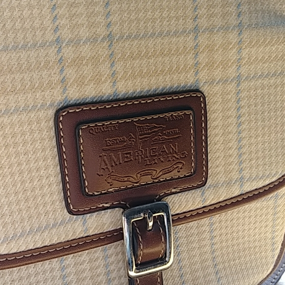 Purse - Picture 2 of 5